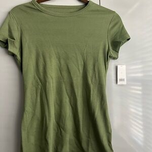Banana Republic Fitted Short Sleeve T-Shirt
